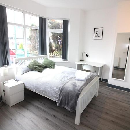 Newly Refurbished Studio, Great Location 8 Studios Nottingham Zewnętrze zdjęcie