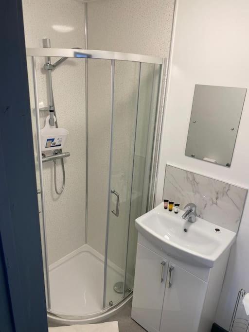 Newly Refurbished Studio, Great Location 8 Studios Nottingham Zewnętrze zdjęcie