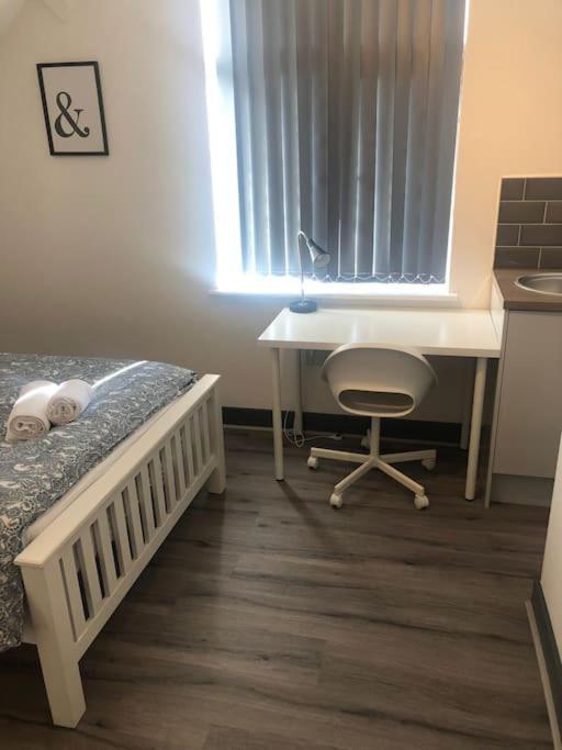 Newly Refurbished Studio, Great Location 8 Studios Nottingham Zewnętrze zdjęcie