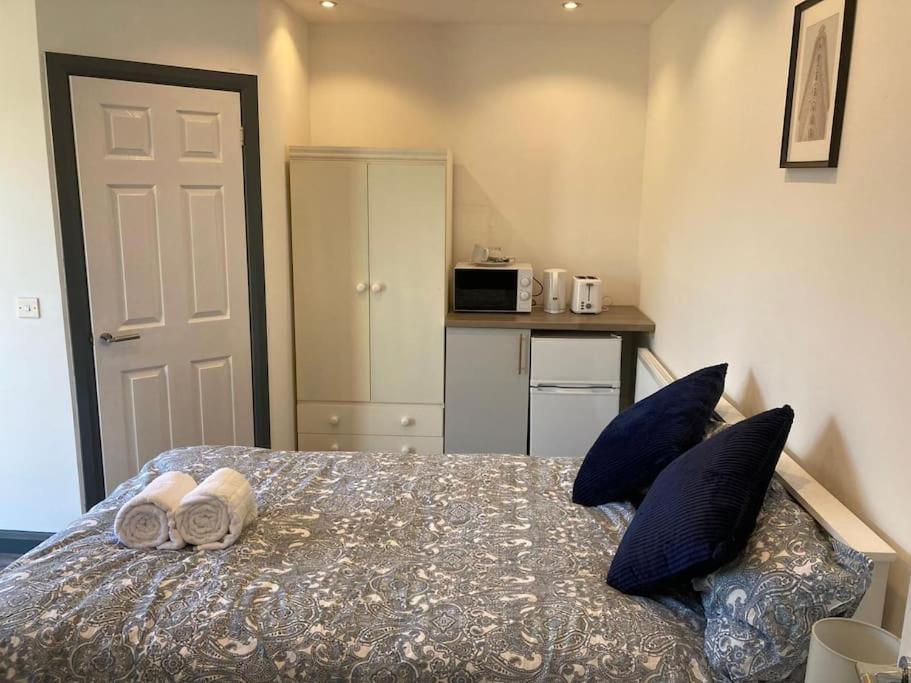 Newly Refurbished Studio, Great Location 8 Studios Nottingham Zewnętrze zdjęcie