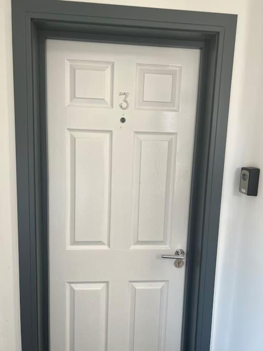 Newly Refurbished Studio, Great Location 8 Studios Nottingham Zewnętrze zdjęcie