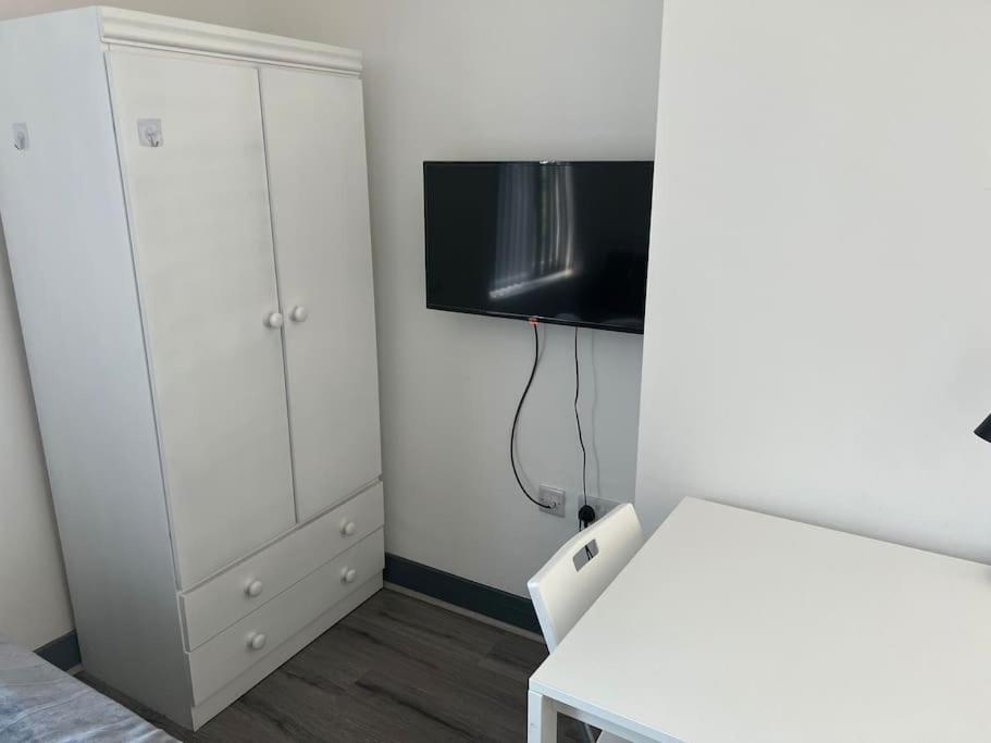Newly Refurbished Studio, Great Location 8 Studios Nottingham Zewnętrze zdjęcie