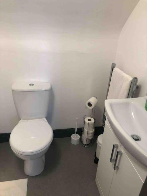 Newly Refurbished Studio, Great Location 8 Studios Nottingham Zewnętrze zdjęcie
