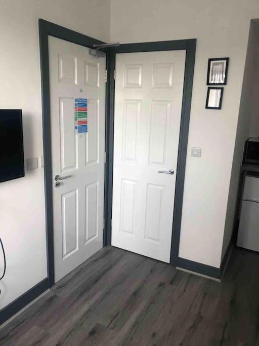 Newly Refurbished Studio, Great Location 8 Studios Nottingham Zewnętrze zdjęcie