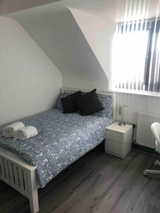 Newly Refurbished Studio, Great Location 8 Studios Nottingham Zewnętrze zdjęcie